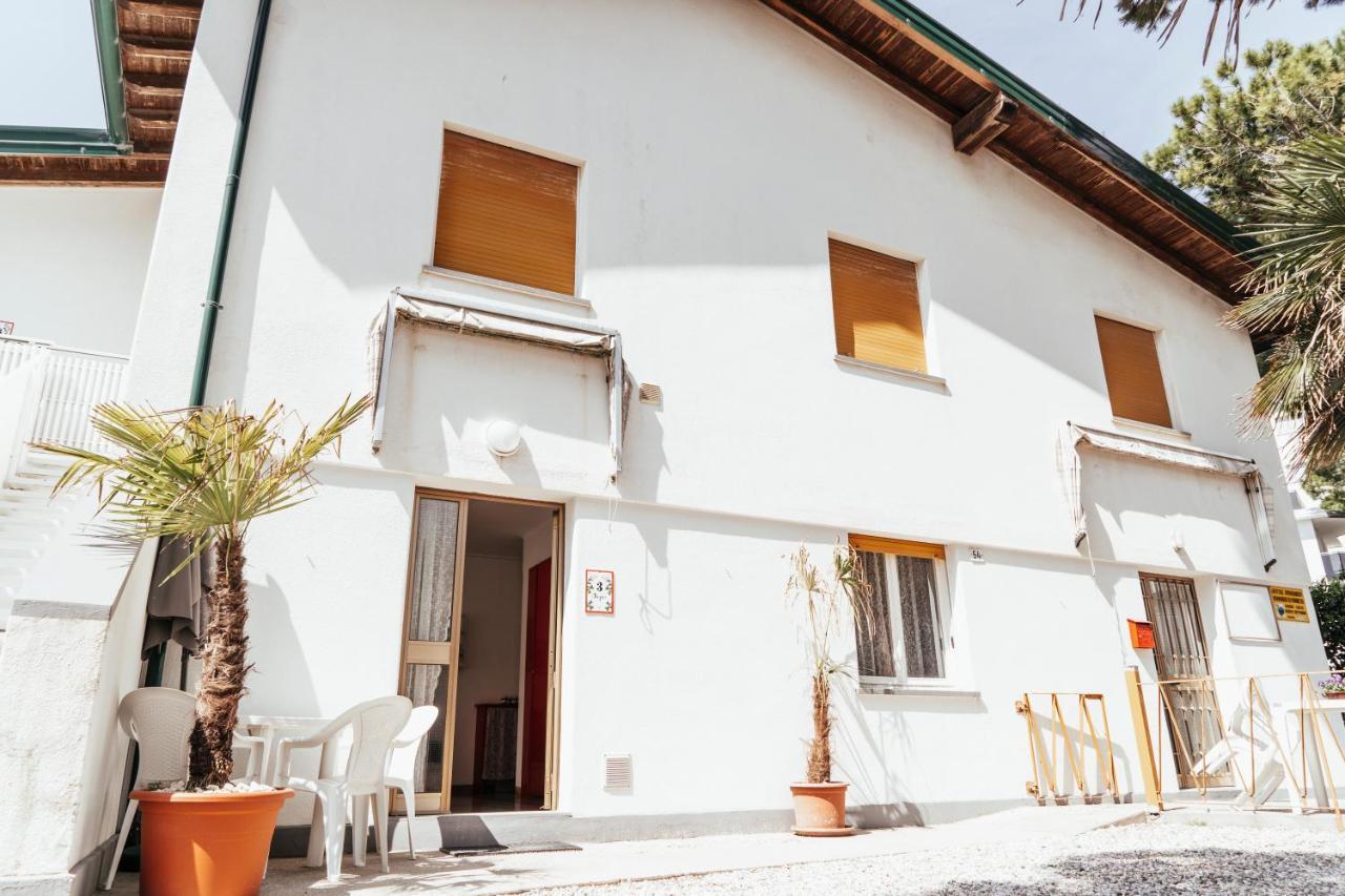 شقة Casa Zanelli لينانو سابيادورو المظهر الخارجي الصورة